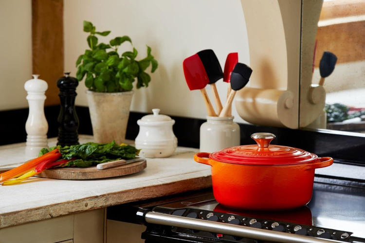 Le Creuset Outlet and Sale Guide
