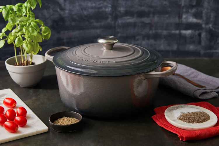 Le Creuset Outlet and Sale Guide